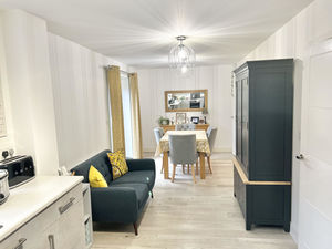 Kitchen/Diner- click for photo gallery